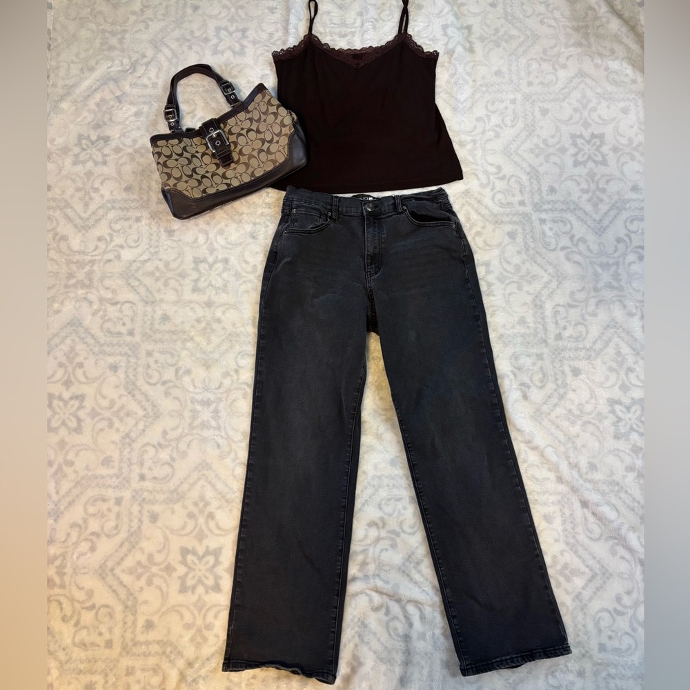 Fashion Nova Black Straight Leg Jeans